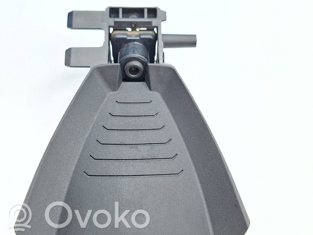 BMW 2 F46 Windshield/windscreen camera 