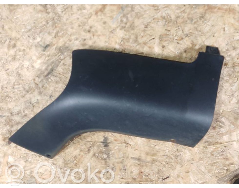 BMW X5 E70 Apakšējā bampera daļa 