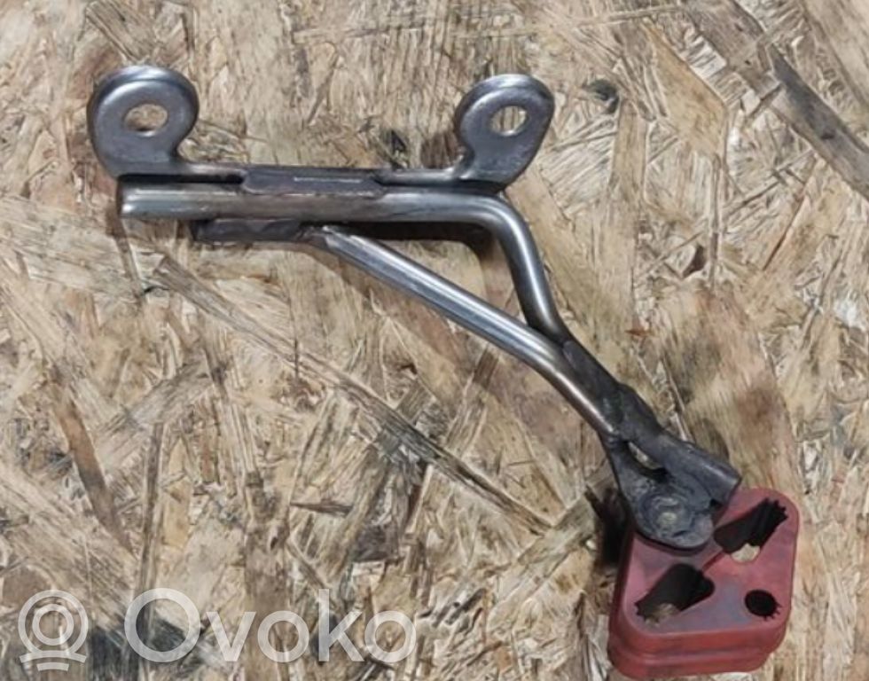 BMW 3 E90 E91 Muffler mount bracket/holder 