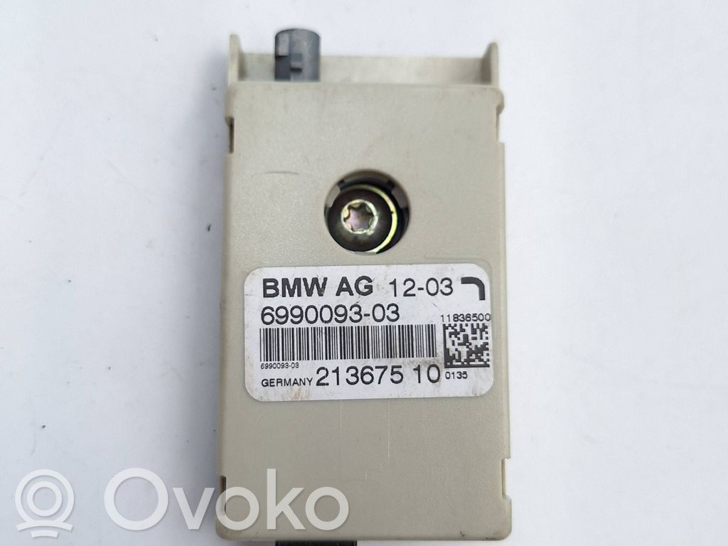 BMW X3 E83 Antenas pastiprinātājs 