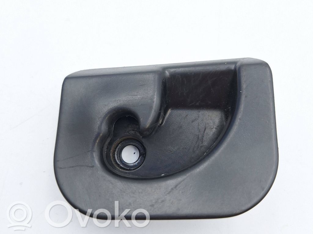 Parcel shelf load cover mount bracket   8232575