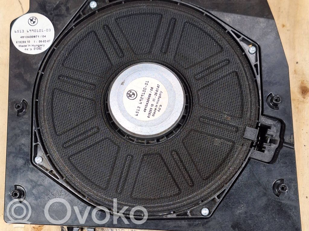 BMW X3 E83 Enceinte subwoofer 