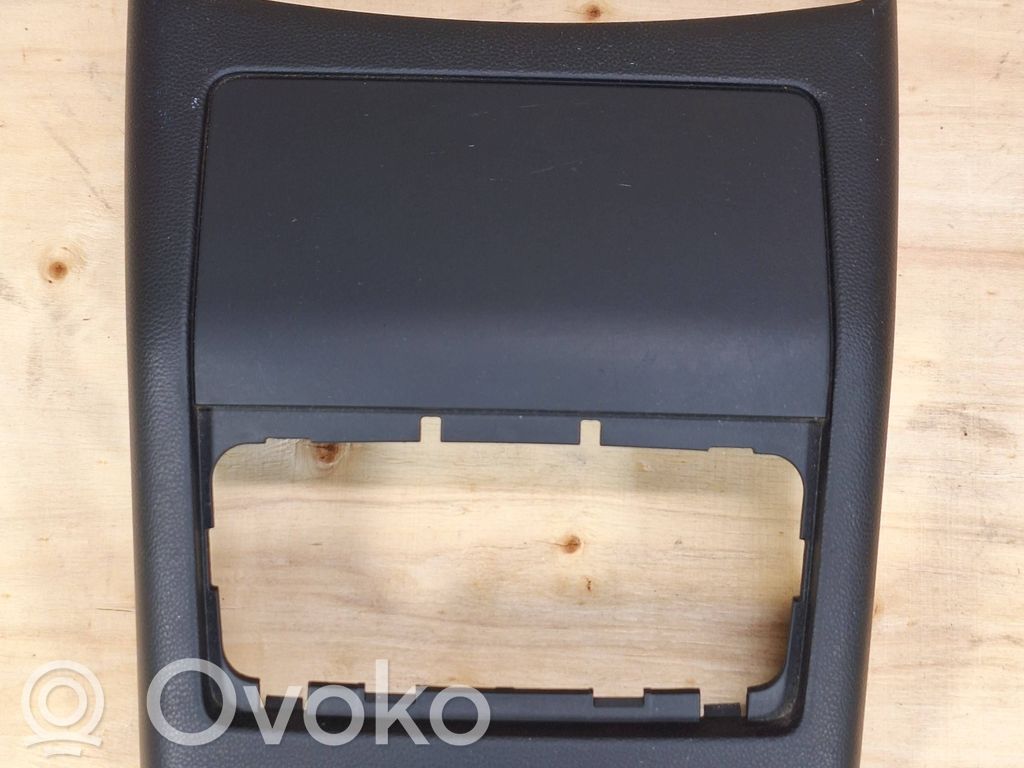 BMW 3 E90 E91 Autres éléments de console centrale 