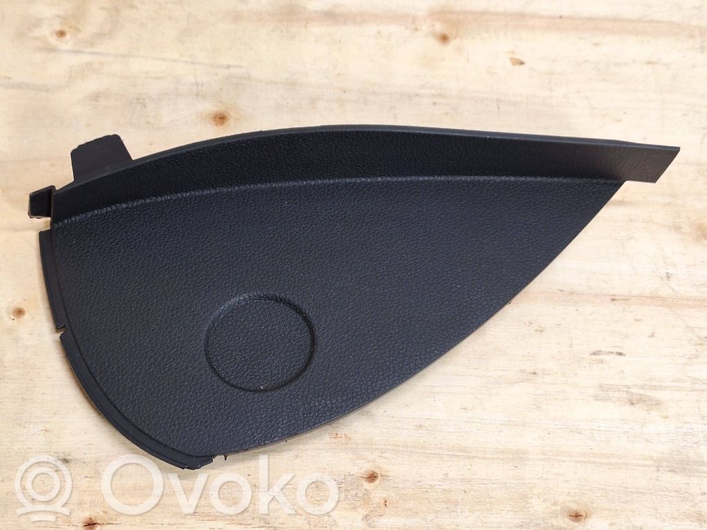 BMW 1 E81 E87 Panelės apdailos skydas (šoninis) 