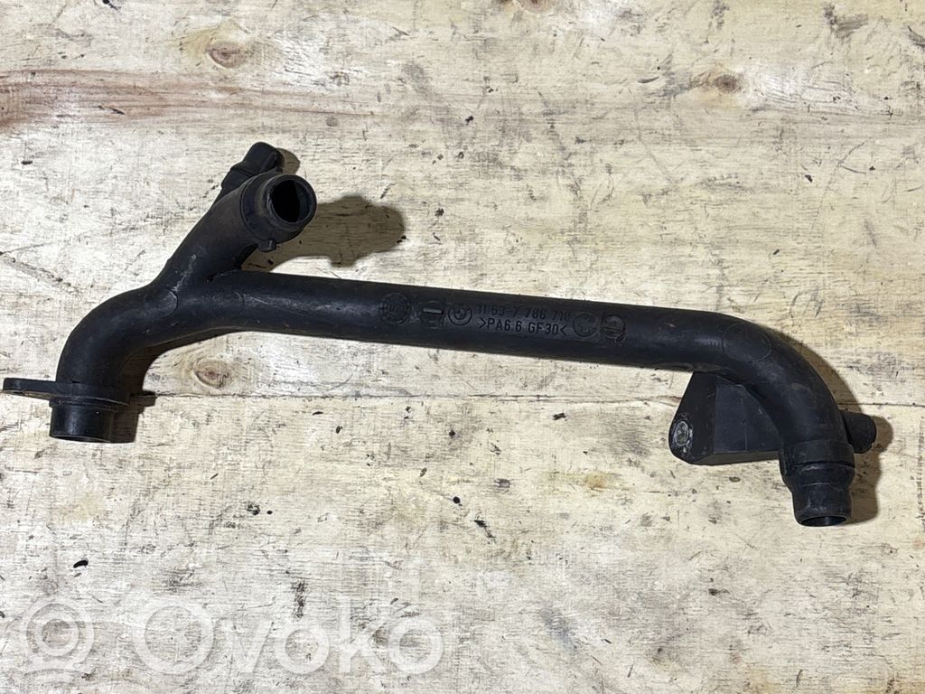 BMW 3 E46 Engine coolant pipe/hose 