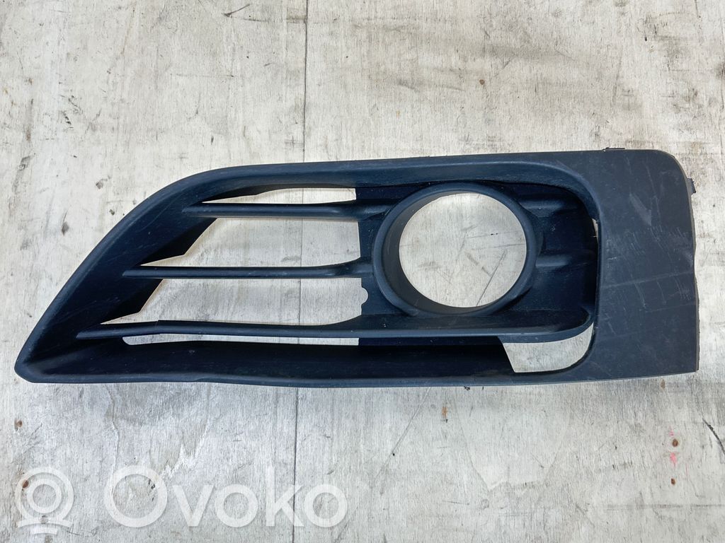 BMW 2 F45 Kratka dolna zderzaka przedniego 