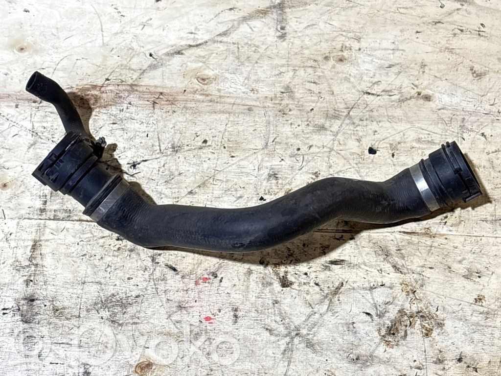 BMW 5 E39 Variklio aušinimo vamzdelis (-ai)/ žarna (-os) 