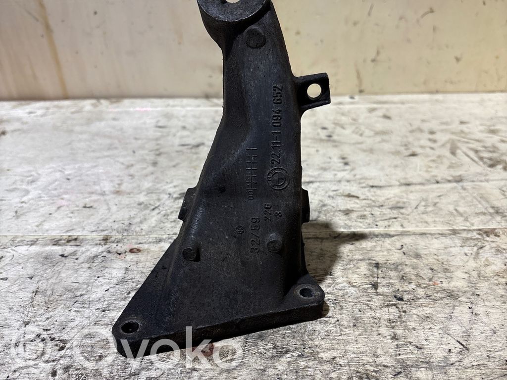 Soporte de montaje del motor (Usadas)   1094652,22111094652