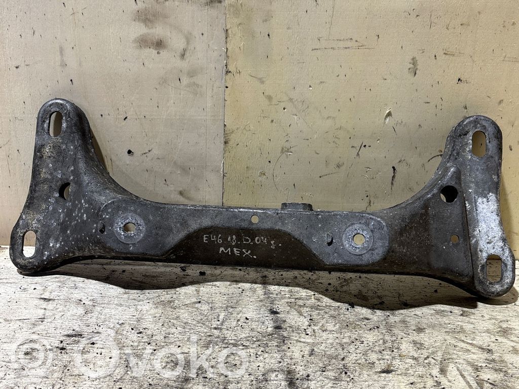 BMW 3 E46 Gearbox mounting bracket 