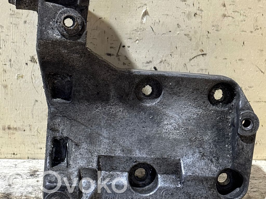 BMW 5 E39 Halterung Klimakompressor 