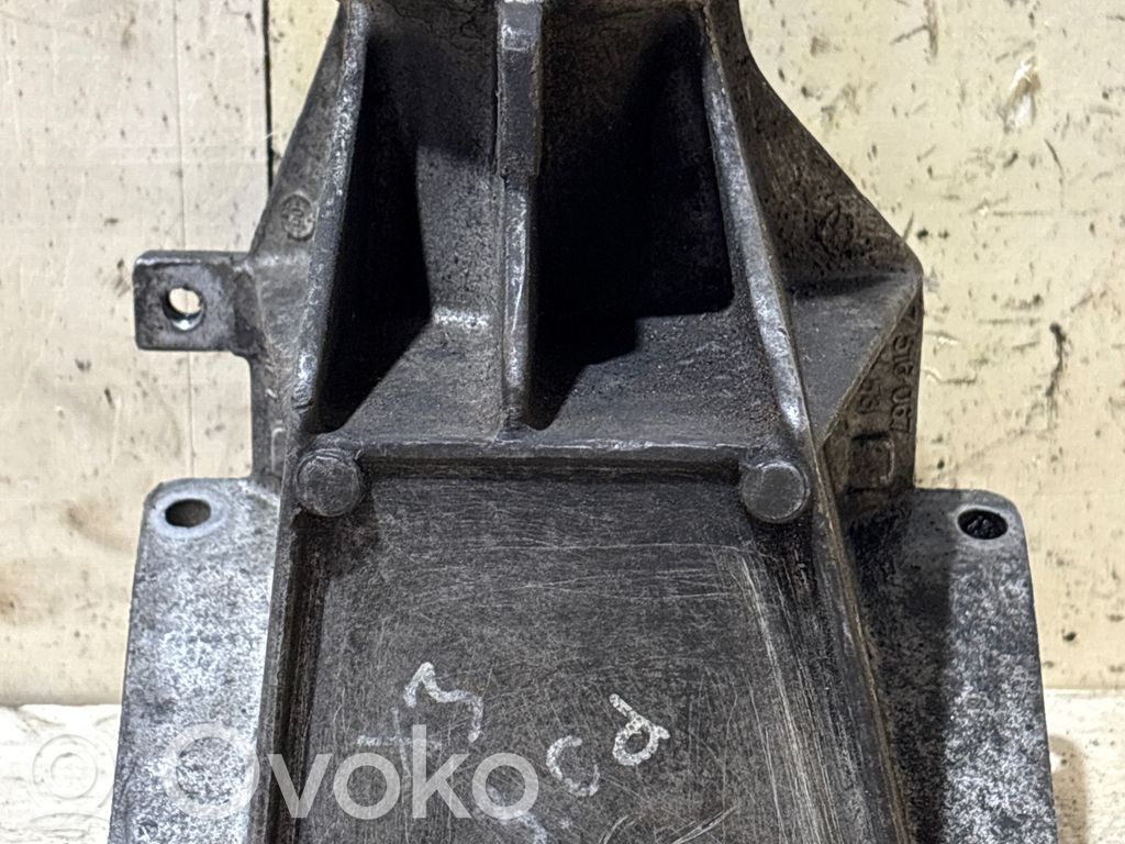 BMW X3 E83 Driveshaft support bearing bracket 