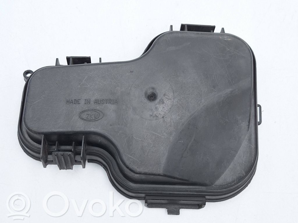 Headlight/headlamp dust cover   62612,62612R,PPGF30