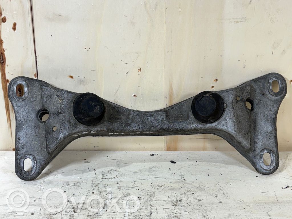 BMW 3 E90 E91 Gearbox mounting bracket 