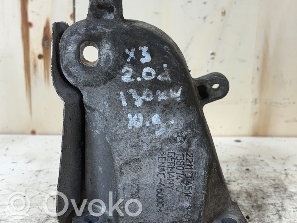 BMW X3 E83 Engine mounting bracket 