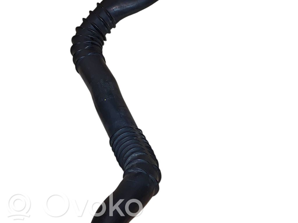 Välijäähdyttimen letku   7797483,583000,446291603,11617797483