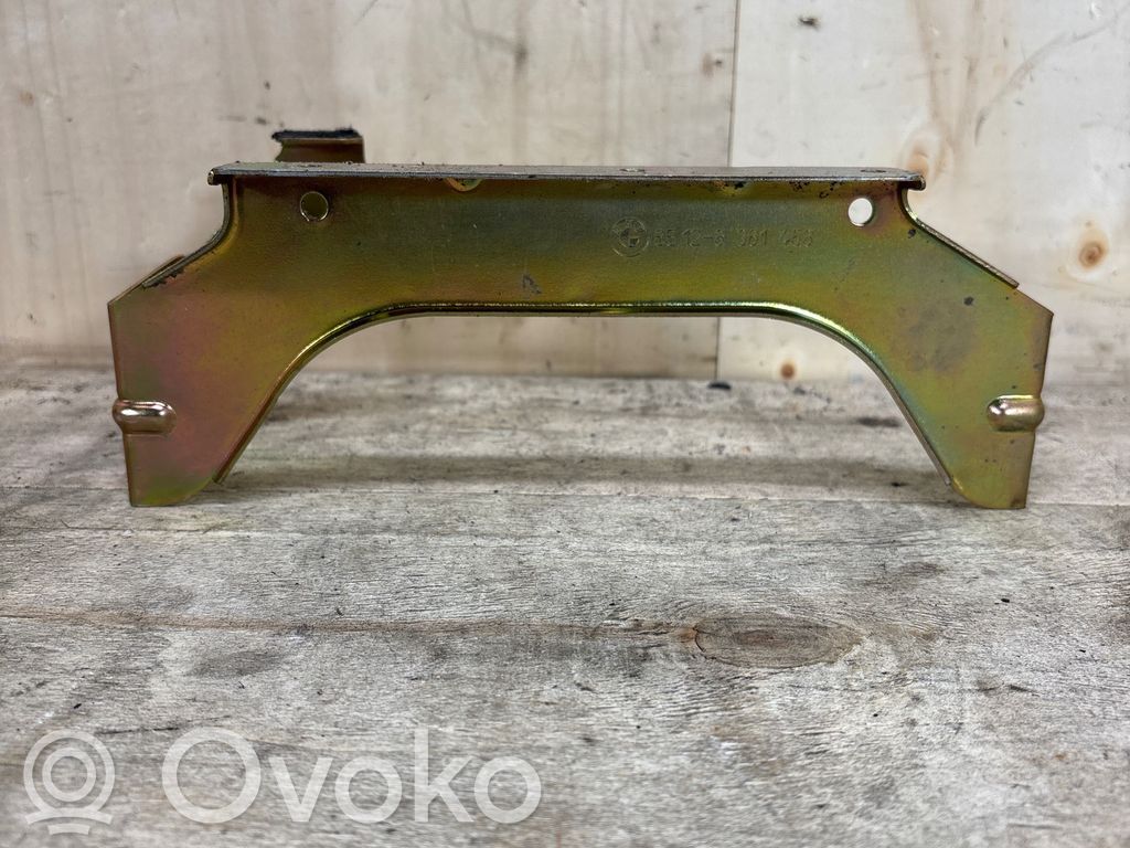 BMW 5 E39 Cita veida salona detaļa 