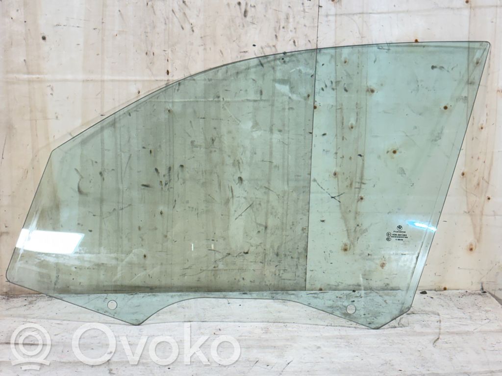 Front windscreen/windshield window   7067791,51337067791