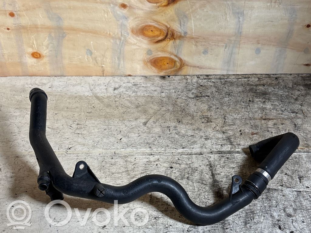 BMW 3 E92 E93 Engine coolant pipe/hose 