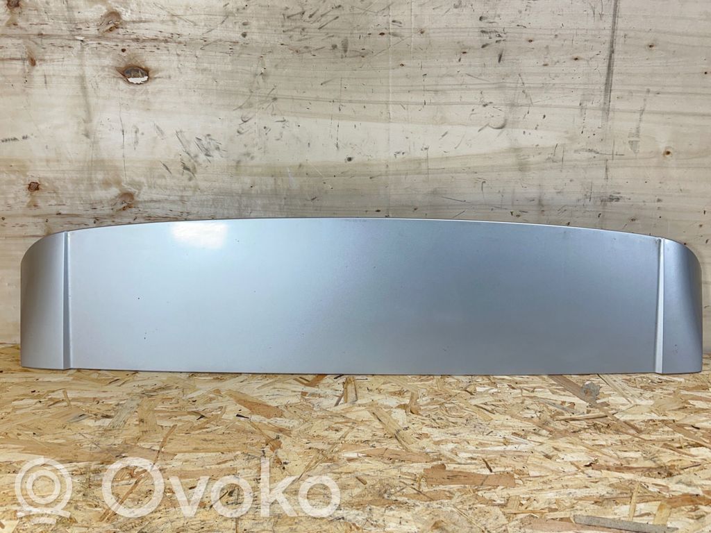 Tailgate/trunk spoiler   7025612,51717025612,20626000