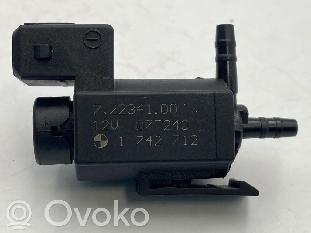 BMW X5 E53 Turbo solenoid valve 