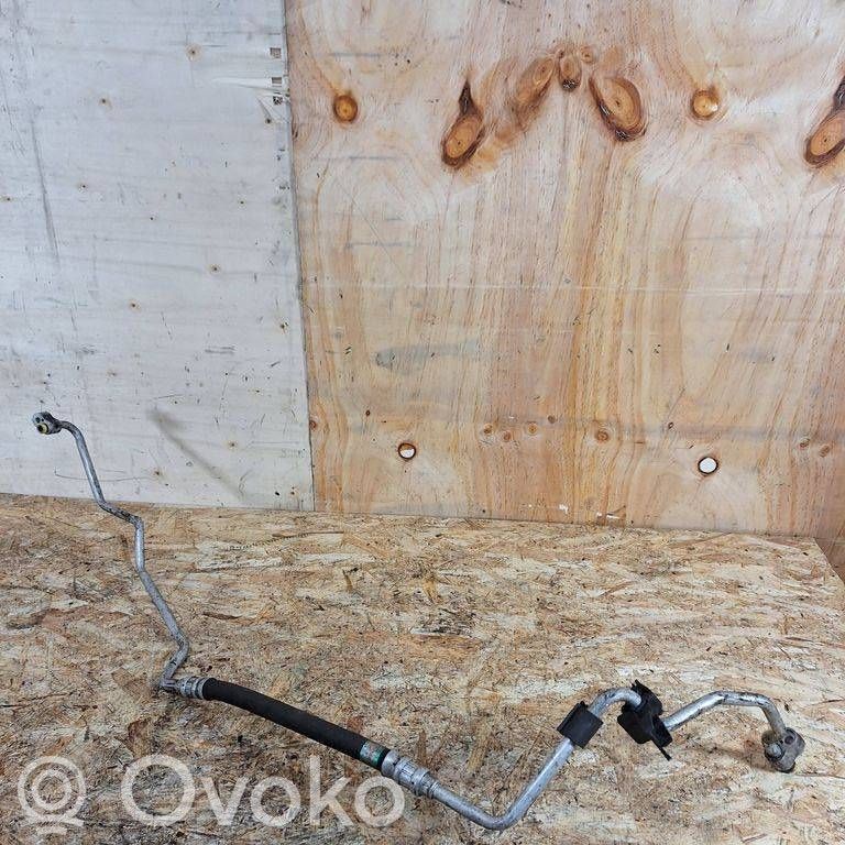 BMW 3 E92 E93 Air conditioning (A/C) pipe/hose 