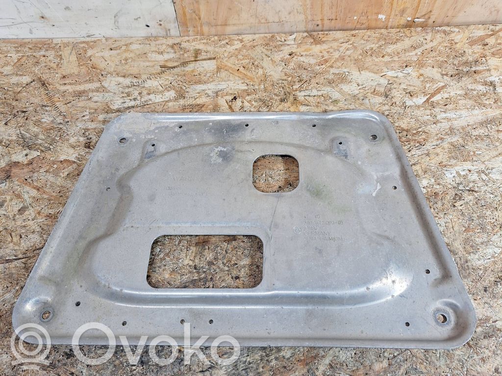 BMW X3 E83 Engine splash shield/under tray 