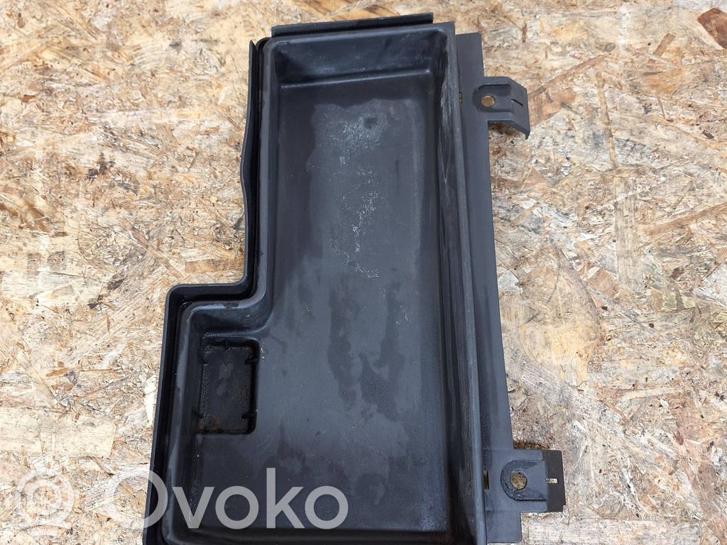 Trunk/boot lower side trim panel   8193797,51478193797