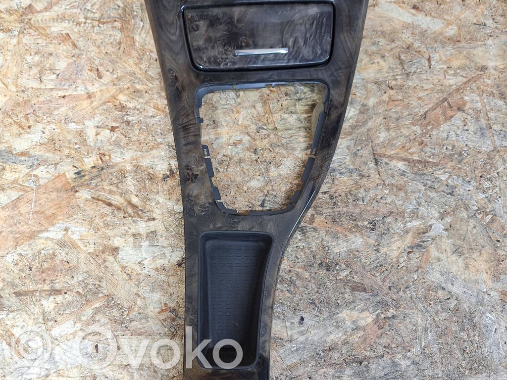 Gear shifter surround trim plastic   6964268,51166964268,7118040,51167118040,51167132376,7132376