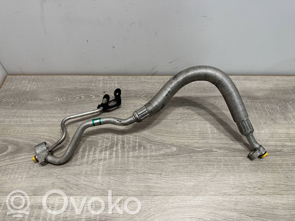 BMW X3 E83 Ilmastointilaitteen putki (A/C) 