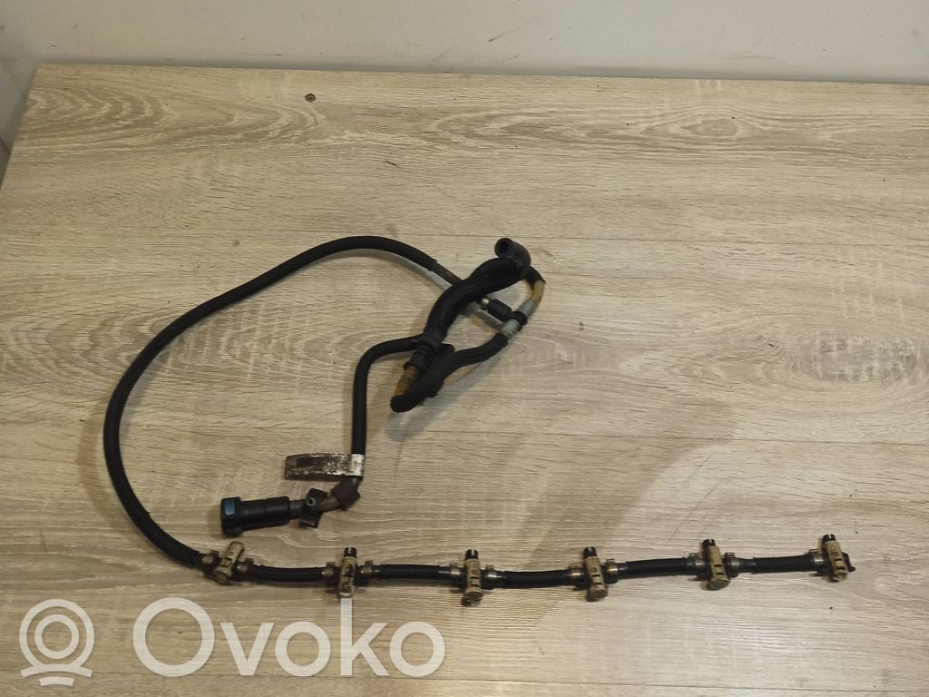 Sensor de temperatura del combustible   13632610