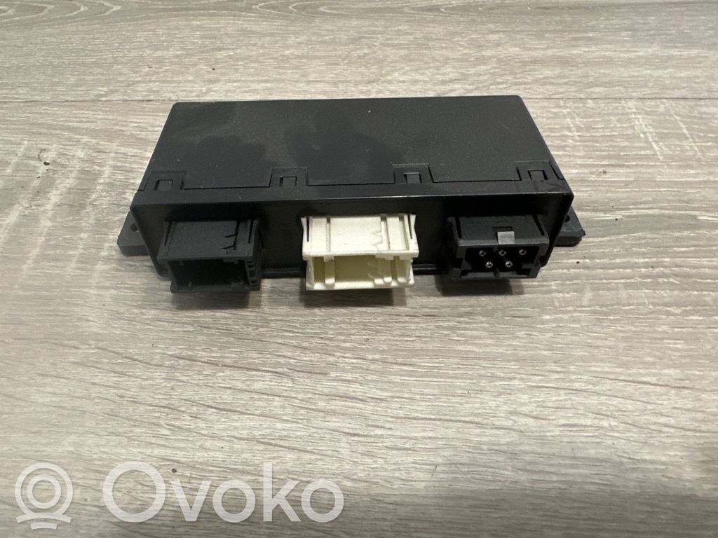 BMW 5 E39 Durų elektronikos valdymo blokas 