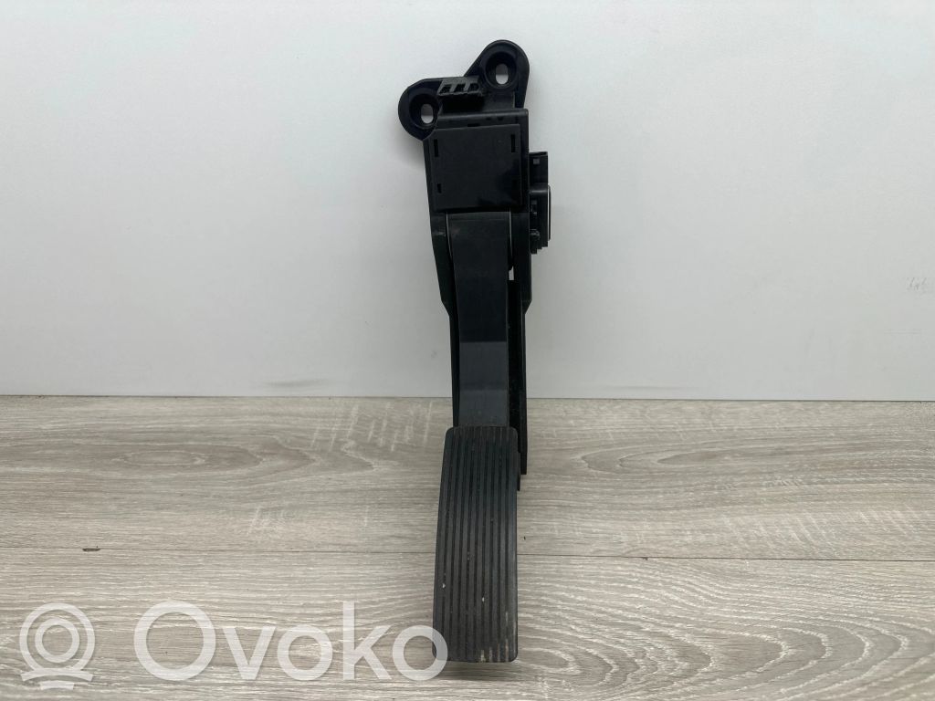 Mercedes-Benz GL X164 Gaspedal 