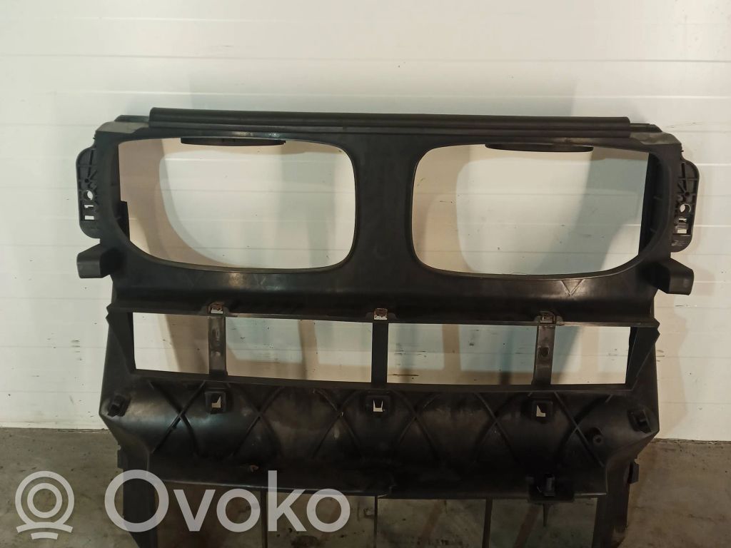 BMW X5 E70 Панель радиаторов 