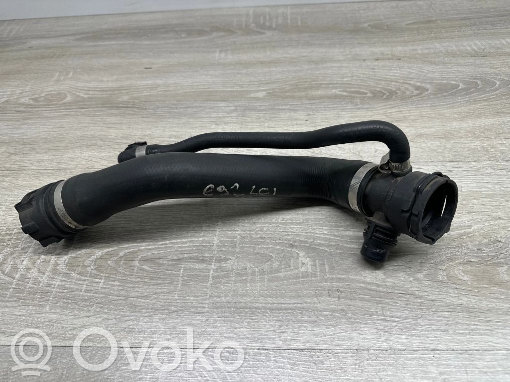 Engine coolant pipe/hose   7796869