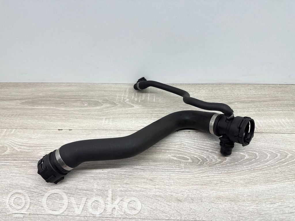 BMW 5 E60 E61 Engine coolant pipe/hose 