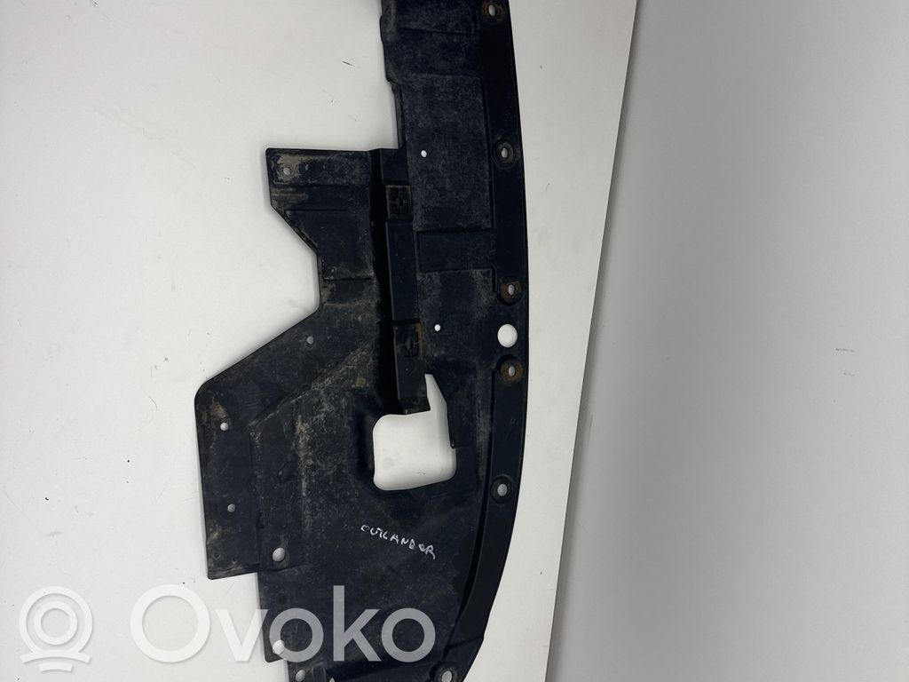 Mitsubishi Outlander Variklio dugno apsauga 