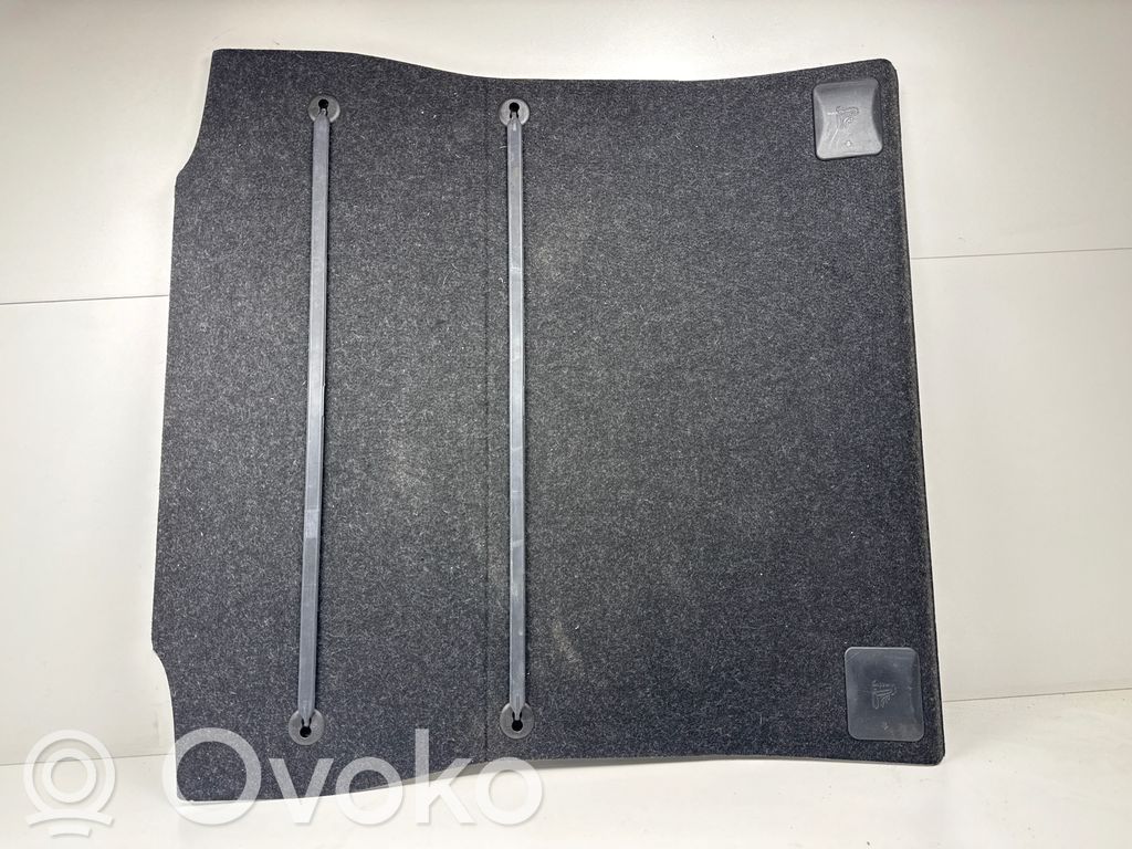 Tapis de coffre   7547030