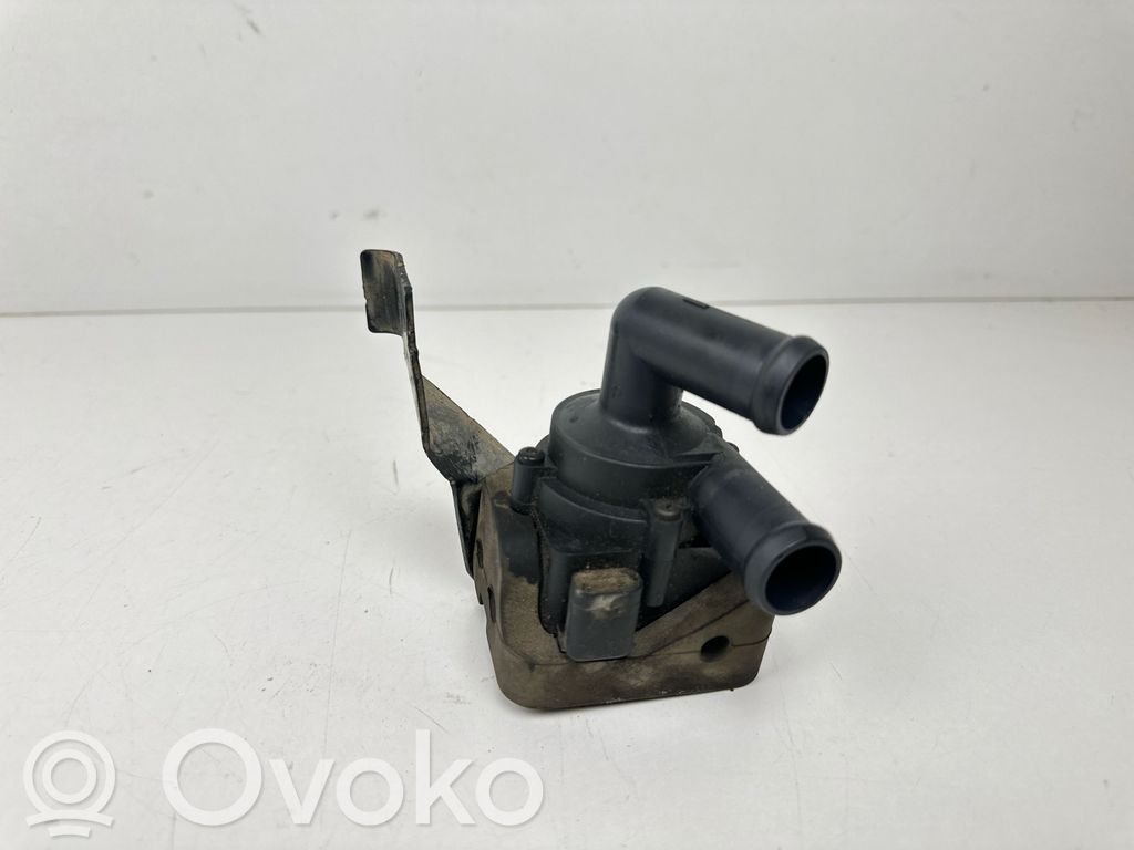 BMW 7 F01 F02 F03 F04 Pompă electrică auxiliară lichid de răcire/apă 