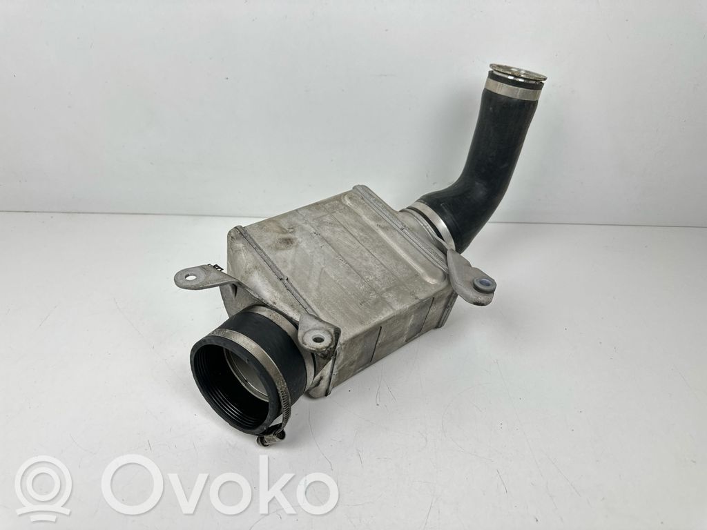 BMW 7 F01 F02 F03 F04 Interkūlerio radiatorius 