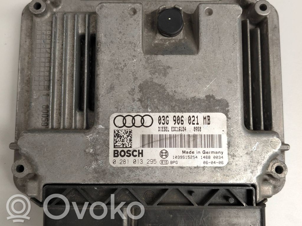 Audi A3 S3 8P Engine control unit/module 