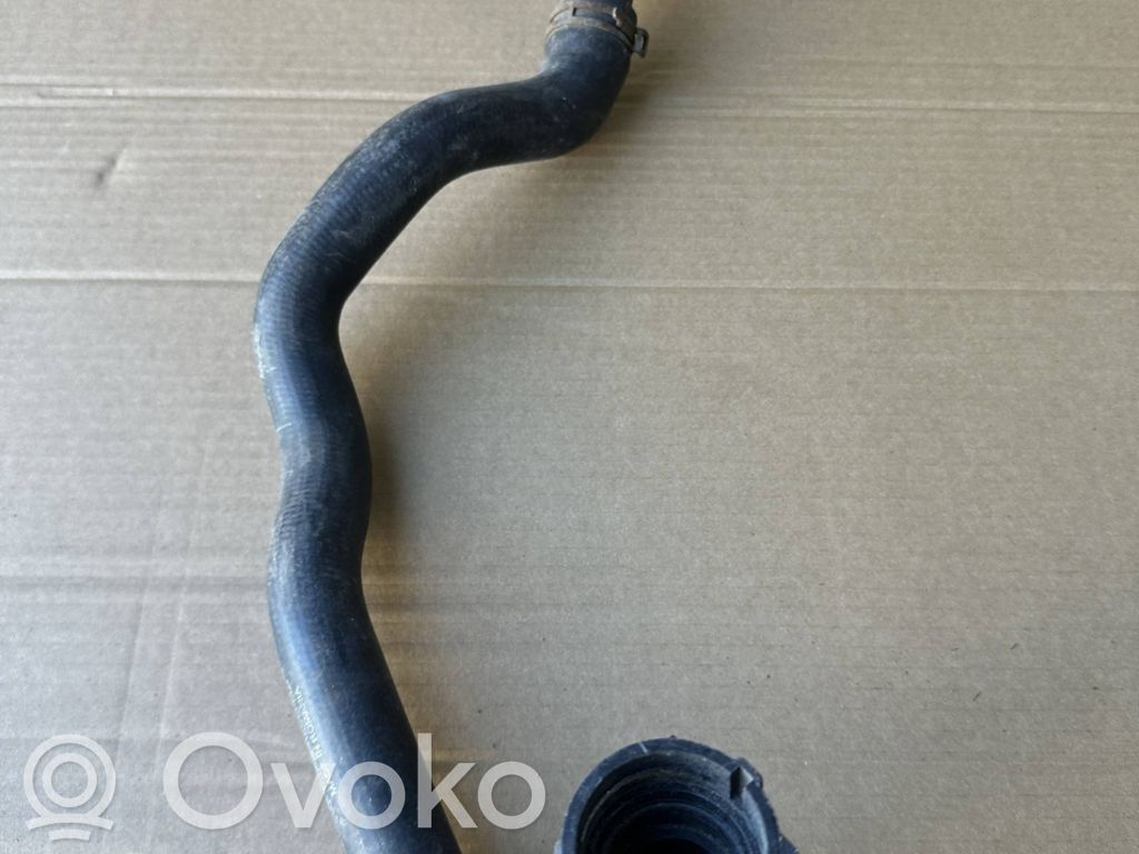 Audi A5 8T 8F Conductă/furtun lichid de răcire motor 