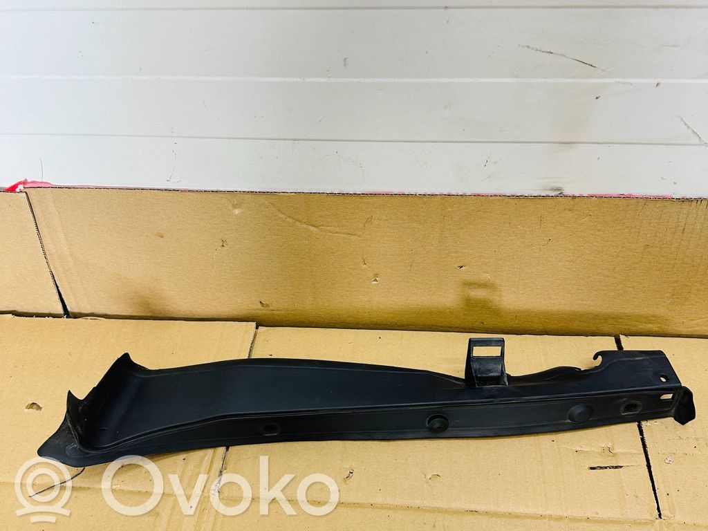 BMW 1 F20 F21 Alte piese compartiment motor 