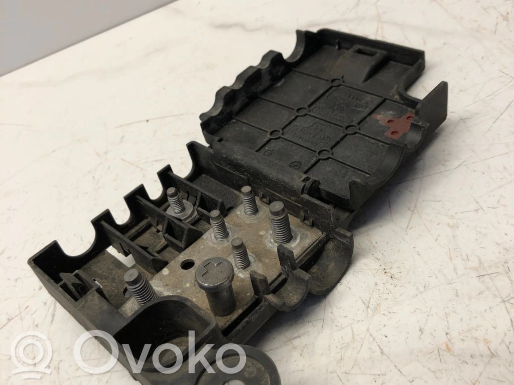 Cableado positivo   8K0937517A,KB8K051A,PA6GF302
