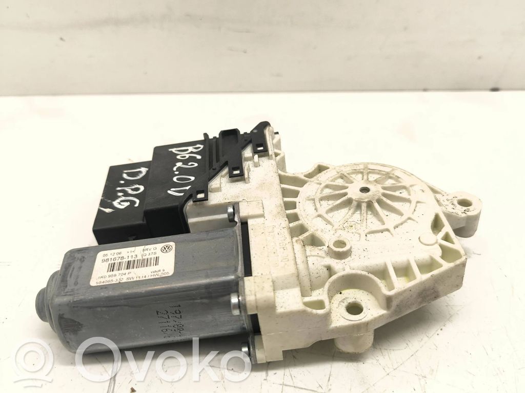 Volkswagen PASSAT B6 Silniczek podnoszenia szyby drzwi tylnych 