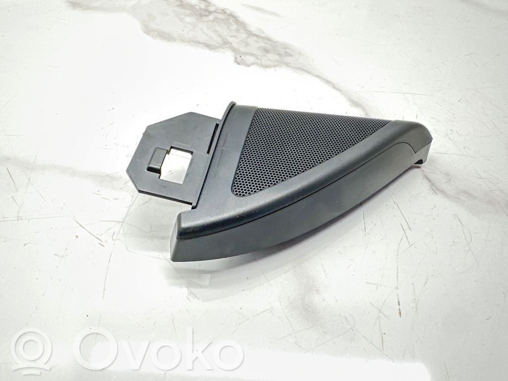 Audi A5 8T 8F Grilles, couvercle de haut-parleur porte avant 
