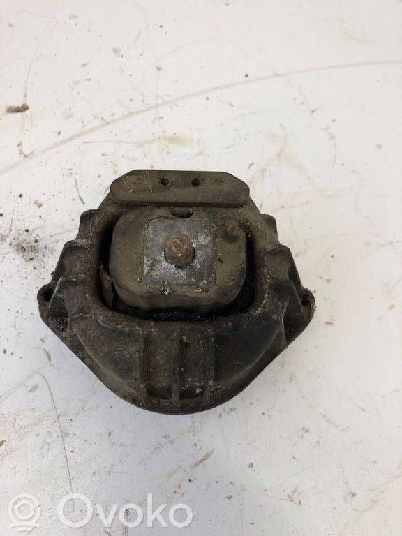 Engine mount bracket   13981112