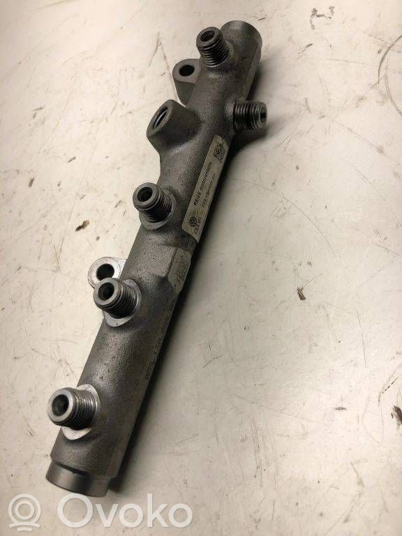 Audi A5 8T 8F Fuel main line pipe 