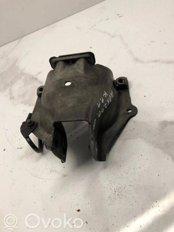 Engine mounting bracket   8K0399377