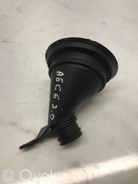 Audi A6 S6 C6 4F Tapón del tubo de aceite 