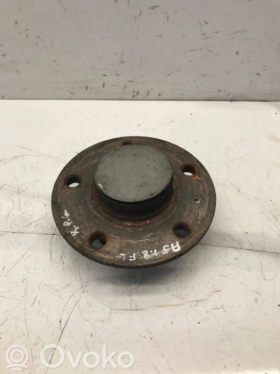 Cubo de rueda trasera   8K0501249